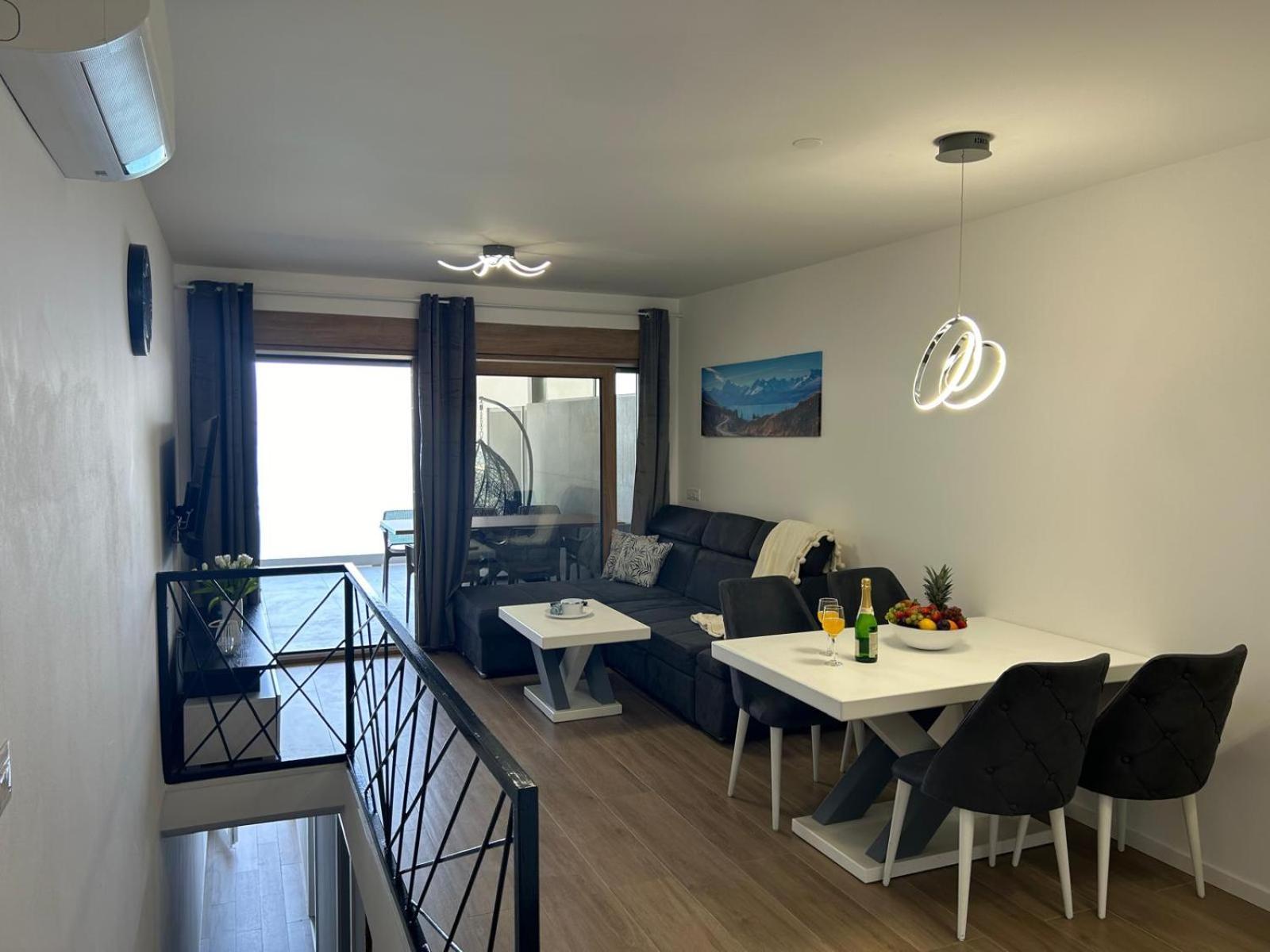 Appartamento Oceanfront Povljana Esterno foto